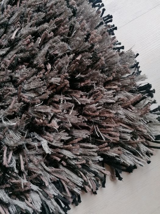 Страхотни пътеки и килим.