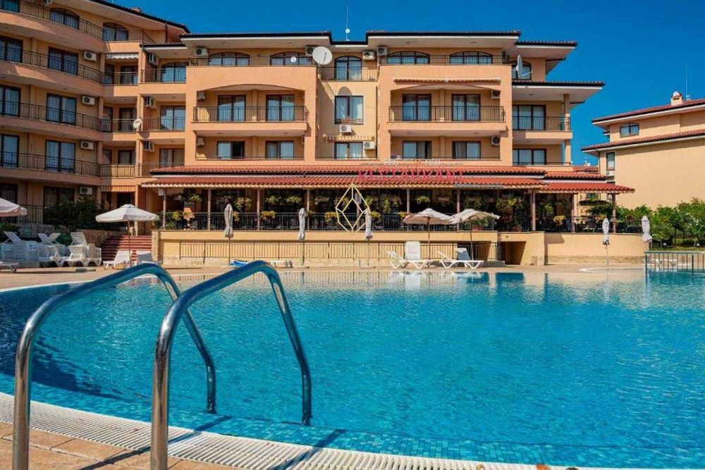 Продава се Двустаен апартамент в Свети Влас - 67 кв.м за 1292 €/кв.м - Снимка #12