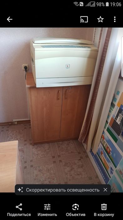 Продам б у компьютерный стол