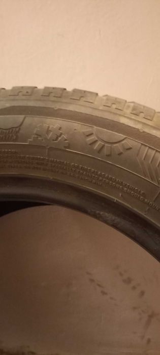 Всесезонни гуми 205/60 R16 2 бр.