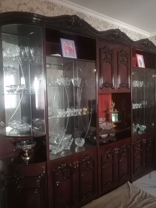 Продам стенку в отличном состоянии