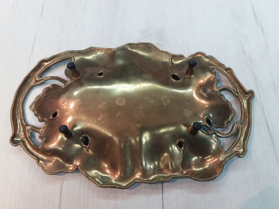 Масивна месингова фруктиера