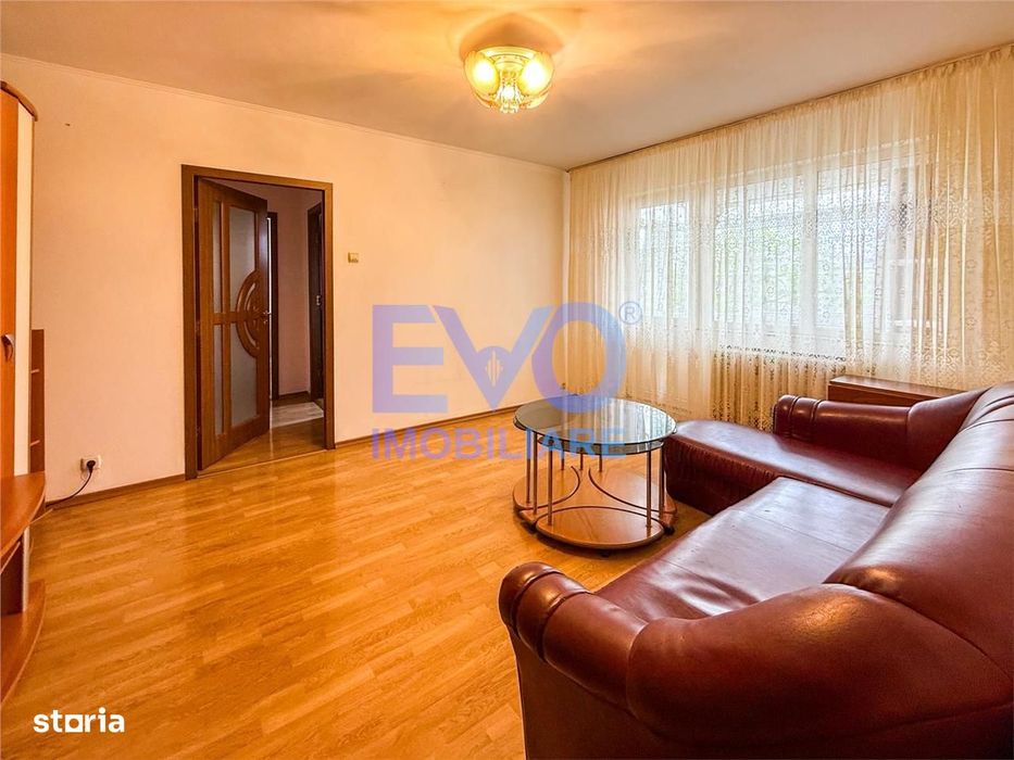 Apartament cu 2 camere, aer conditionat, geam la baie, zona Podu Ros