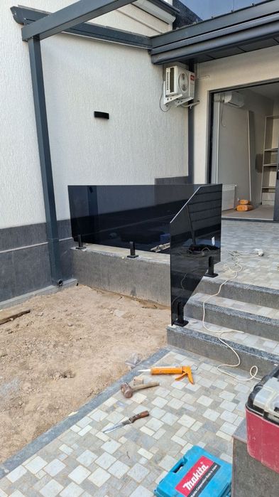 Изготовление качественных рам! Витражи, перила, душ-кабины, киоски!