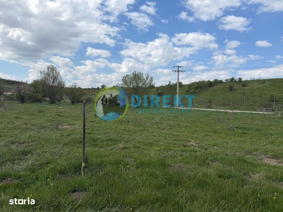 Teren intravilan , zona Zavoaie