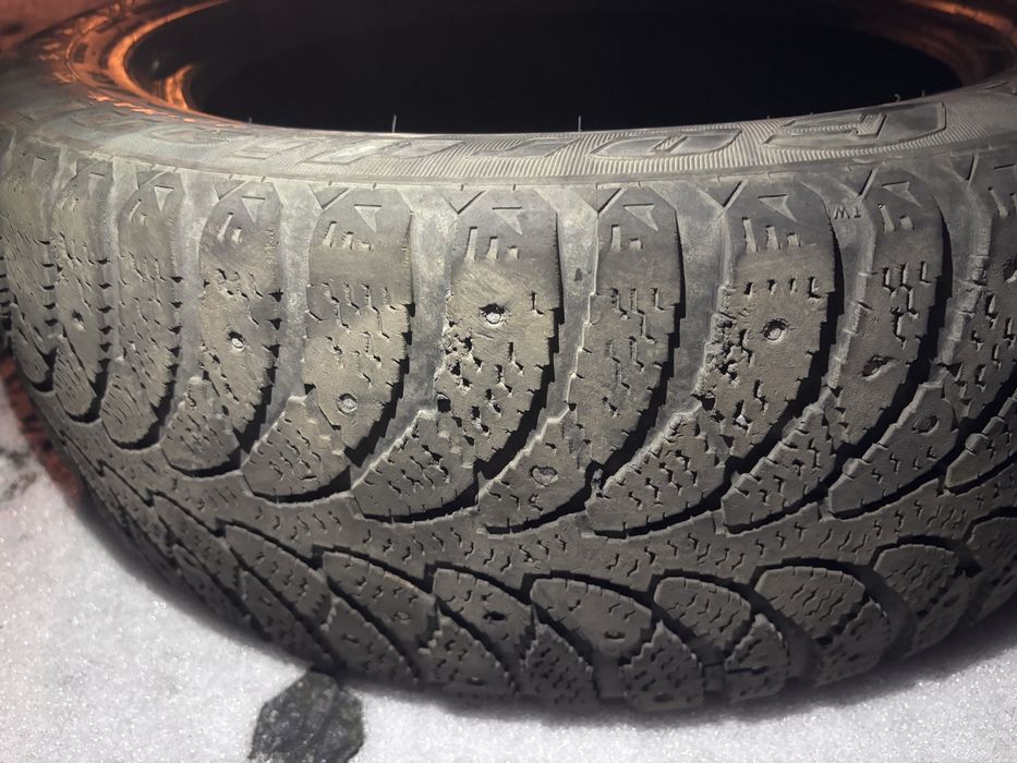 Продам шины зиние