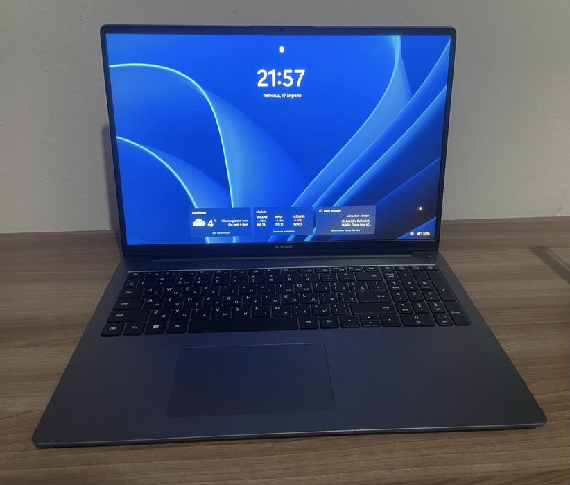 Ноутбук HUAWEI MateBook