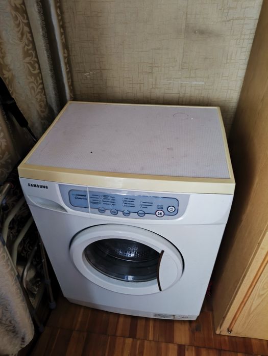 Продается стиральная машина "Samsung"