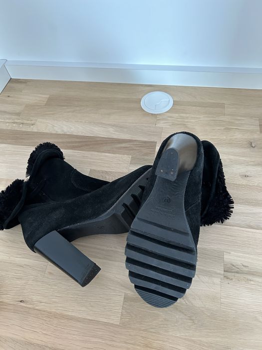 Cizme piele intoarsa