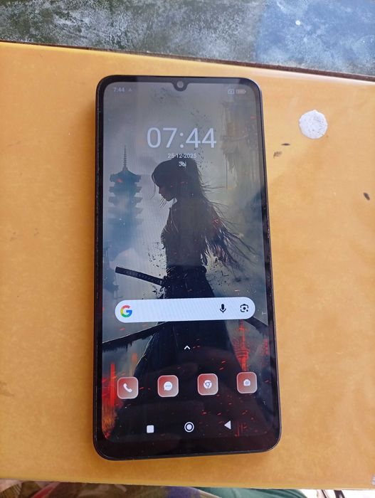 Vând redmi 13 c 128 gb