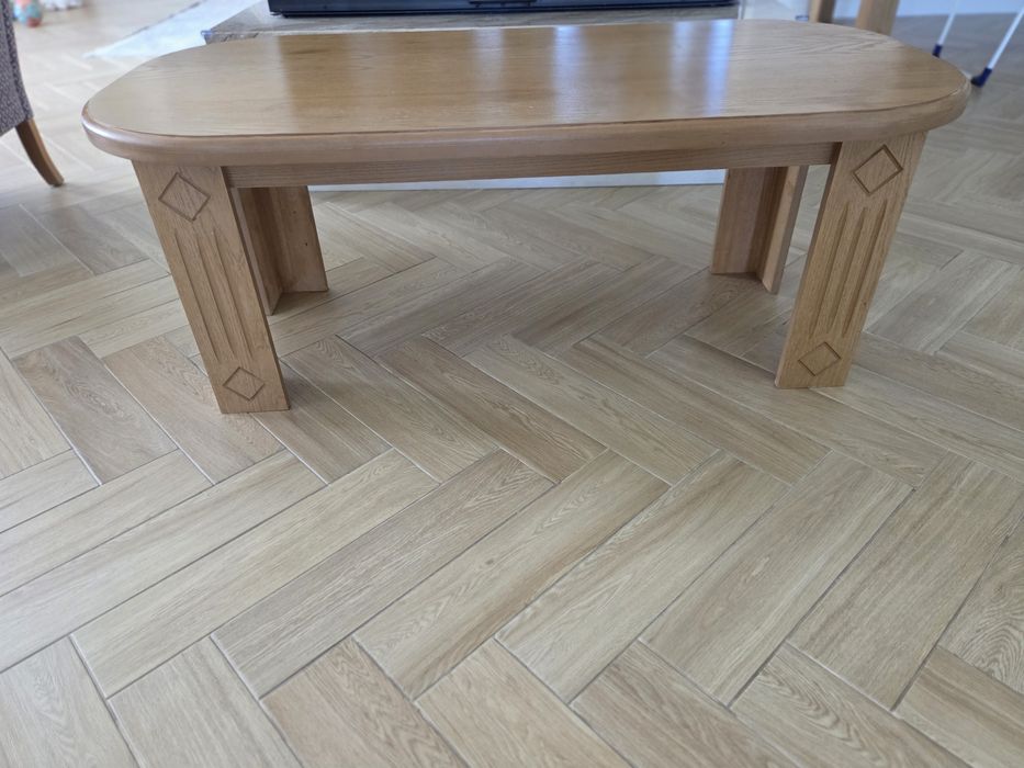 Трапезна и холна маса от естествен фурнир