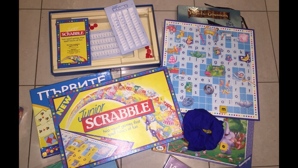 Книжки/учебници английски/Британика;Postman Pat,Peter rabbit;немски