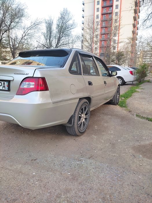 Nexia 2 2009 gibrit luks