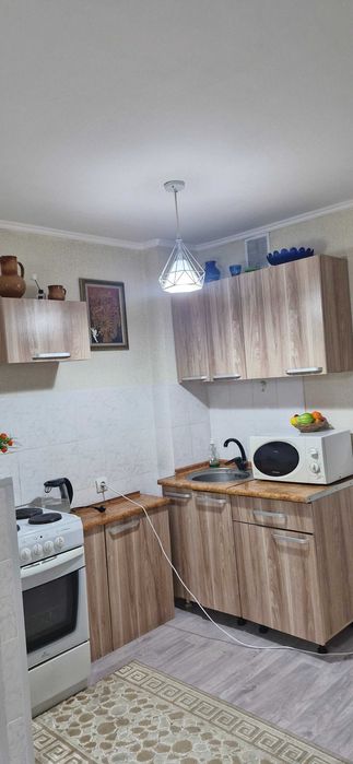 Срочно!  Продам электроплиту