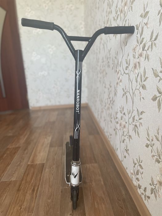 Трюковый самокат.