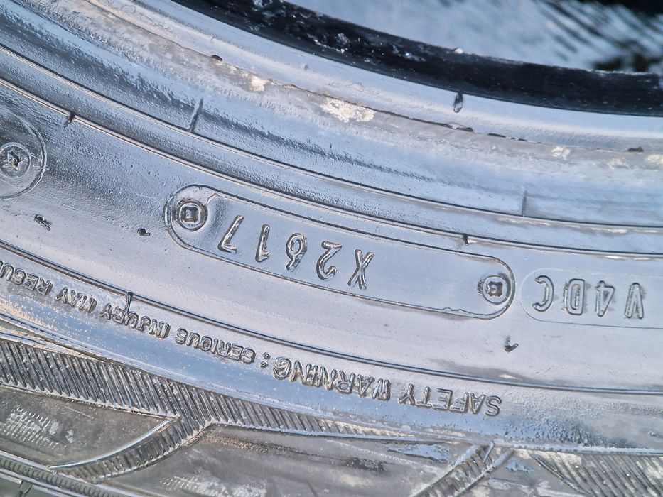 235 60  18 falken