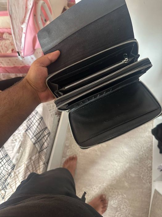 Здравейте,Продавам портмоне Louis vuitton