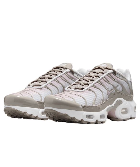 Дамски снейкъри Nike Air Max PLUS