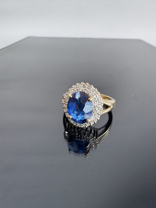 Inel din aur 9 k, safir si diamante