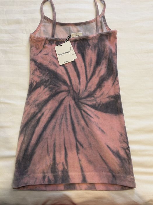 Rochita noua . Marimea s