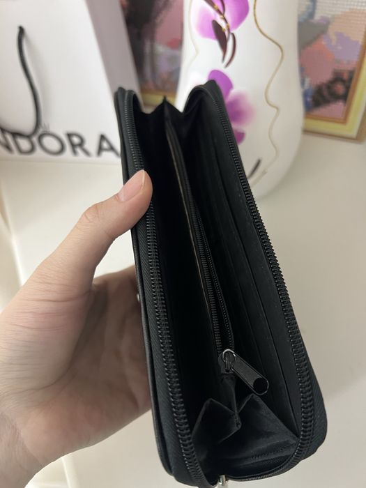 Кошелек в отличном состоянии