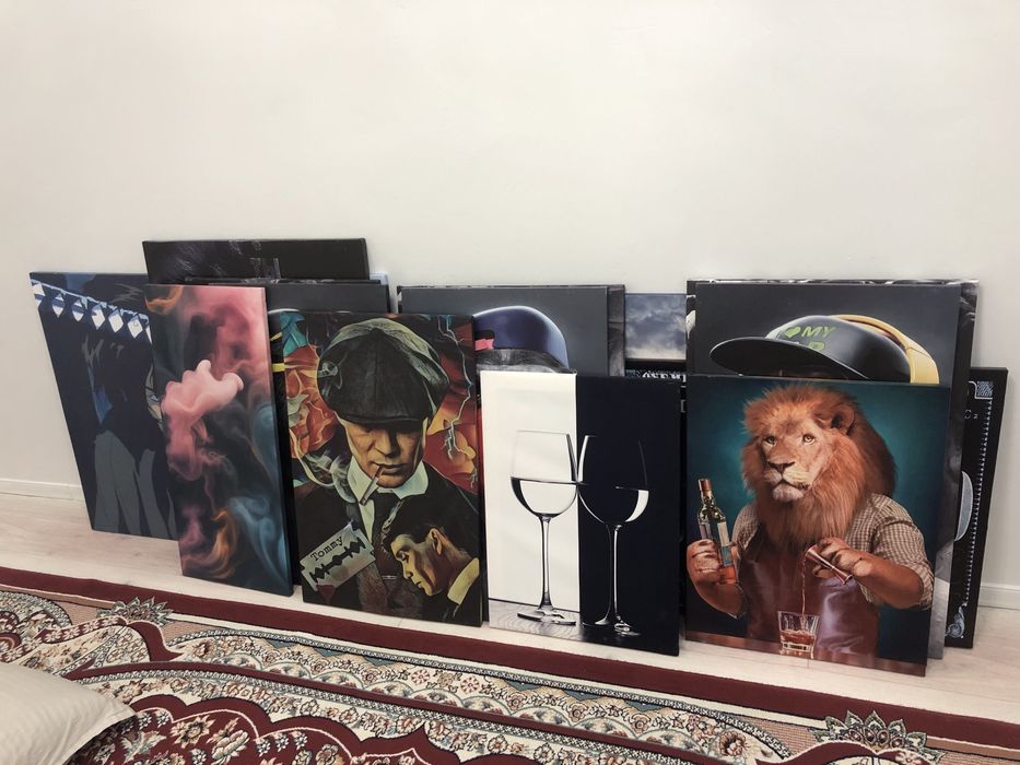 Продам картины разные .