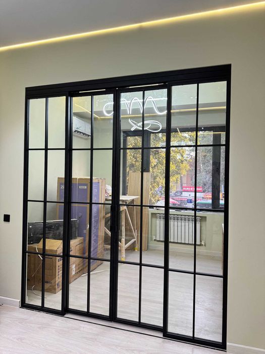 Раздвижные перегородки и двери в стиле Loft / Душевые кабины