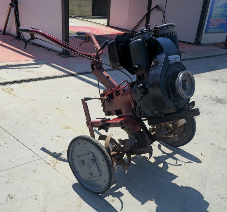 Vând motosapă, 14cp diesel motor lombardini