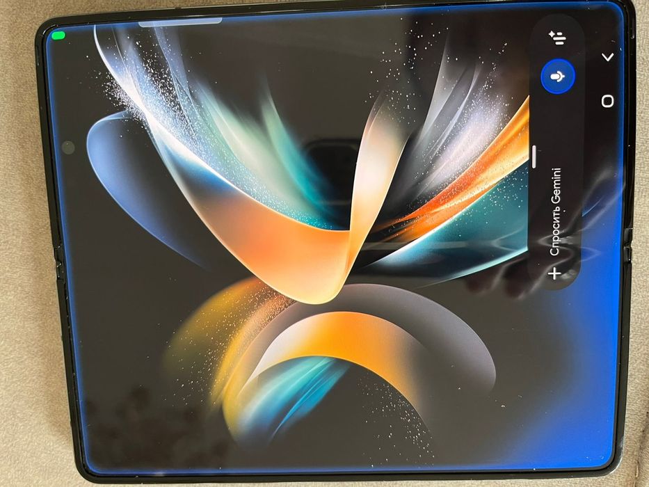 Продам смартфон самсунг