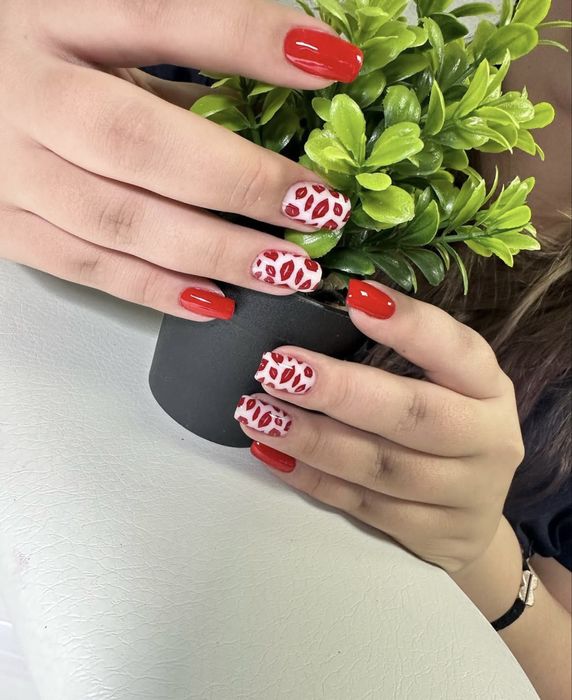 Маникюр нарашивание ногтей