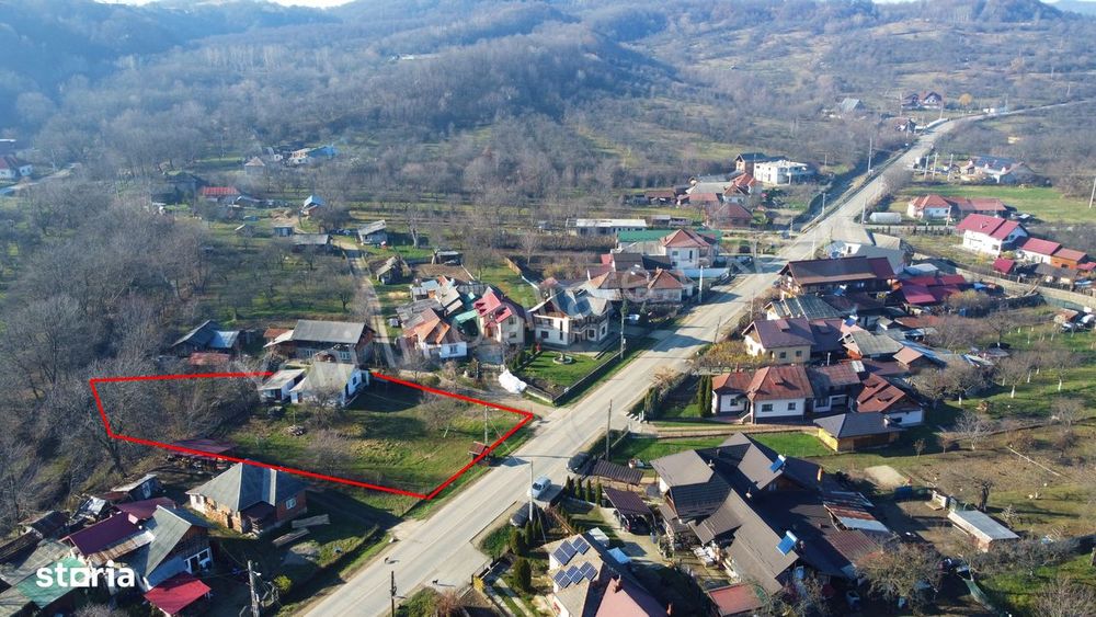 Casă de vânzare în comuna Domnești, județ Argeș.