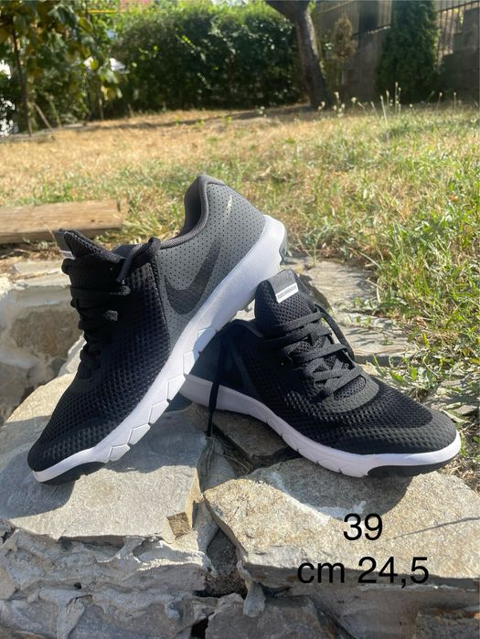 Adidasi nike/ puma