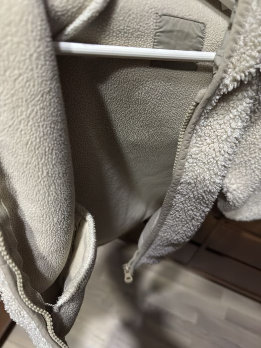 Куртка тедди zara с капюшоном