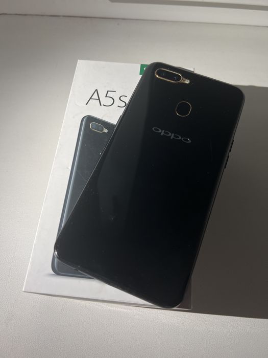 Oppo A5s черный продам