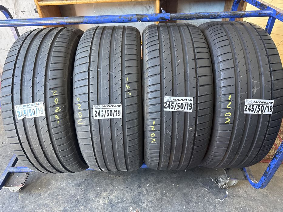 245/50/19 Michelin