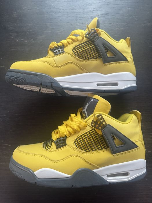 De vanzare, JORDAN 4 Lightning