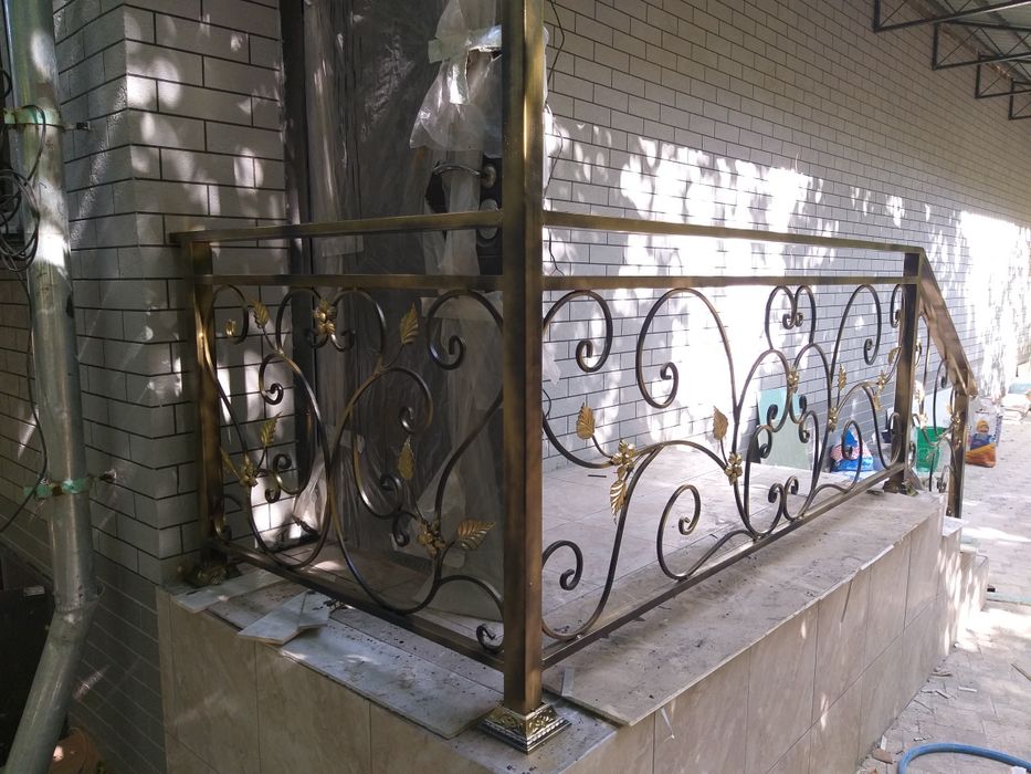 РЕШЕТКИ на окна.Простые или ажурные РЕШЕТКИ.Металлическая Ограждения.