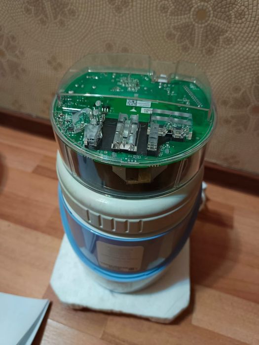 Продам ЭМВЕЙ воденой фильтр б/у