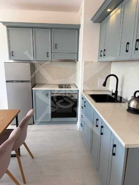 Продава се Тристаен апартамент в Обзор - 92 кв.м за 1139 €/кв.м - Снимка #2