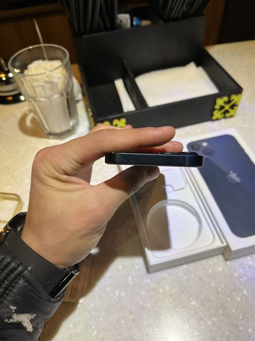 iPhone 13 128гб без рем