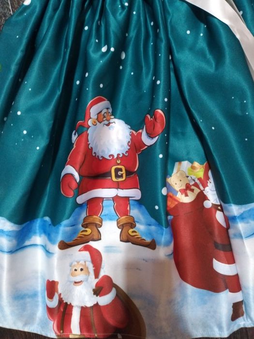 Новое Новогоднее платье на 4-5лет