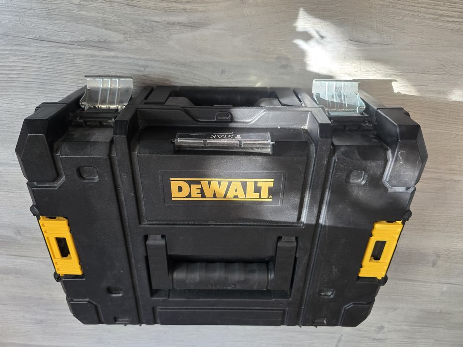 Impact si drill dewalt in stare  buna