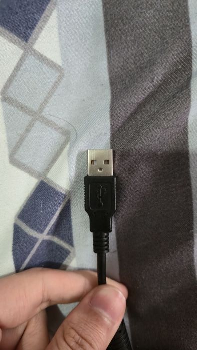 Vând Căsti de Gaming RAMPAGE