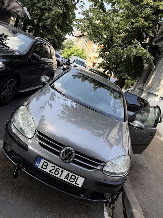 Volkswagen Golf 5 automat 1.9 2006
