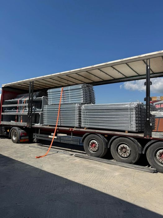 Фасадно поцинковано скеле