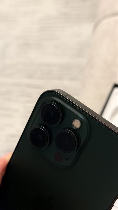 Продам Iphone 13 pro 256gb