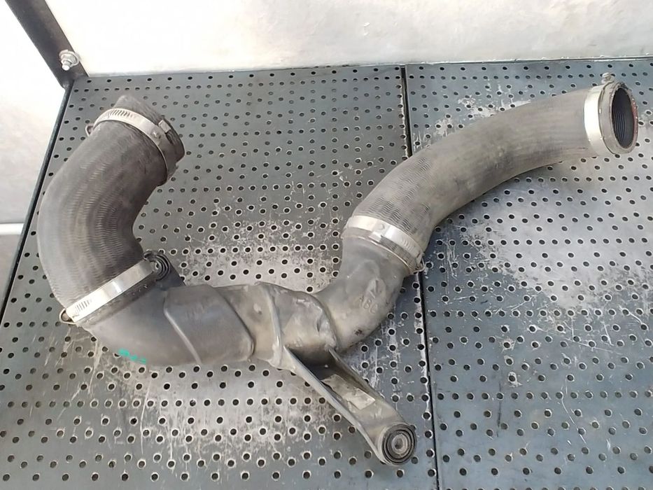 furtun tubulatura intercoleer  2.0 tdi cfg audi q3 8u 5n0145832r 5n0145833b