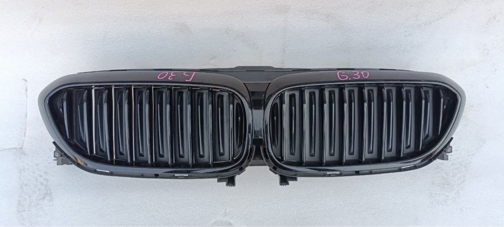 Решётка радиатора БМВ BMW G30.