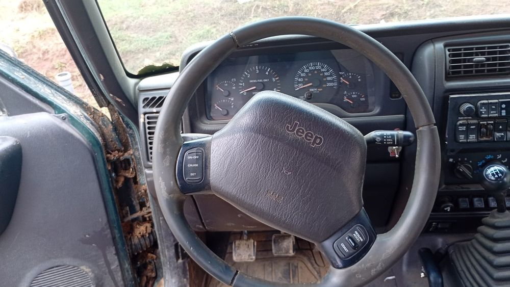Vand jeep cherokee xj 2.5d