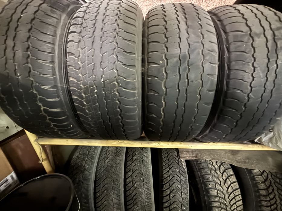 Шины , балоны DANLOP АТ22 на 17 л